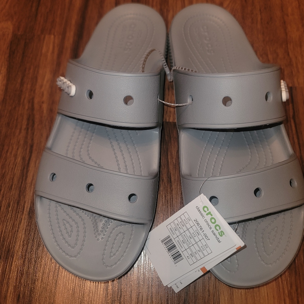 CROCS...